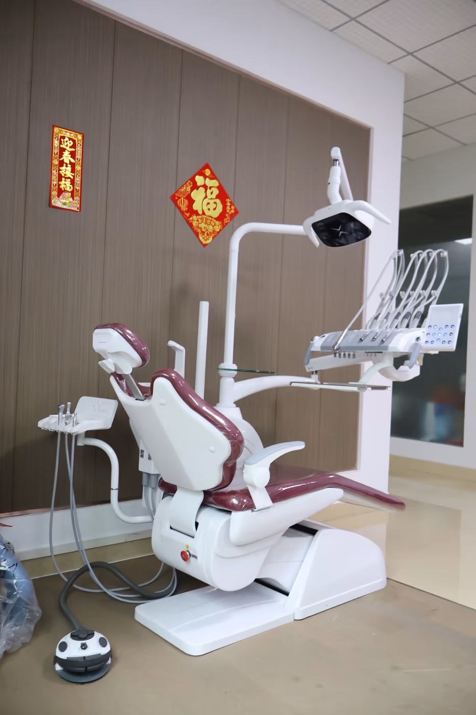 G3 dental chair in a supplied finished treatment-room reference image