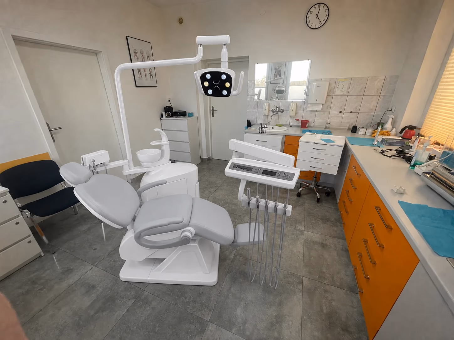 G5 Implant dental chair patient comfort concept visual