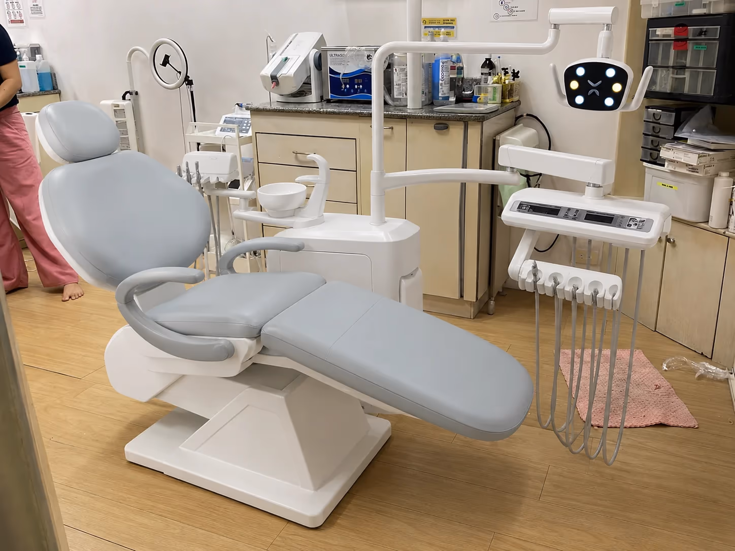 G5 dental chair patient comfort concept visual