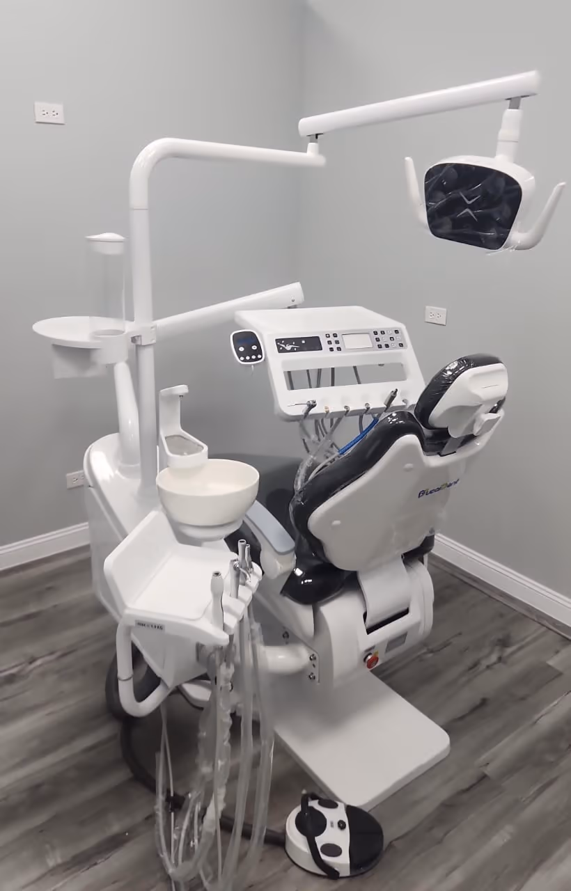 G7 dental chair in a supplied finished treatment-room reference image