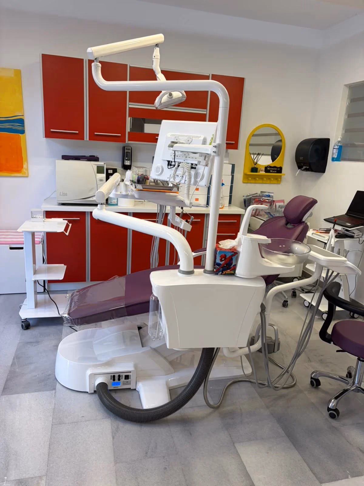 M100(L) dental chair patient comfort in a real clinic installation