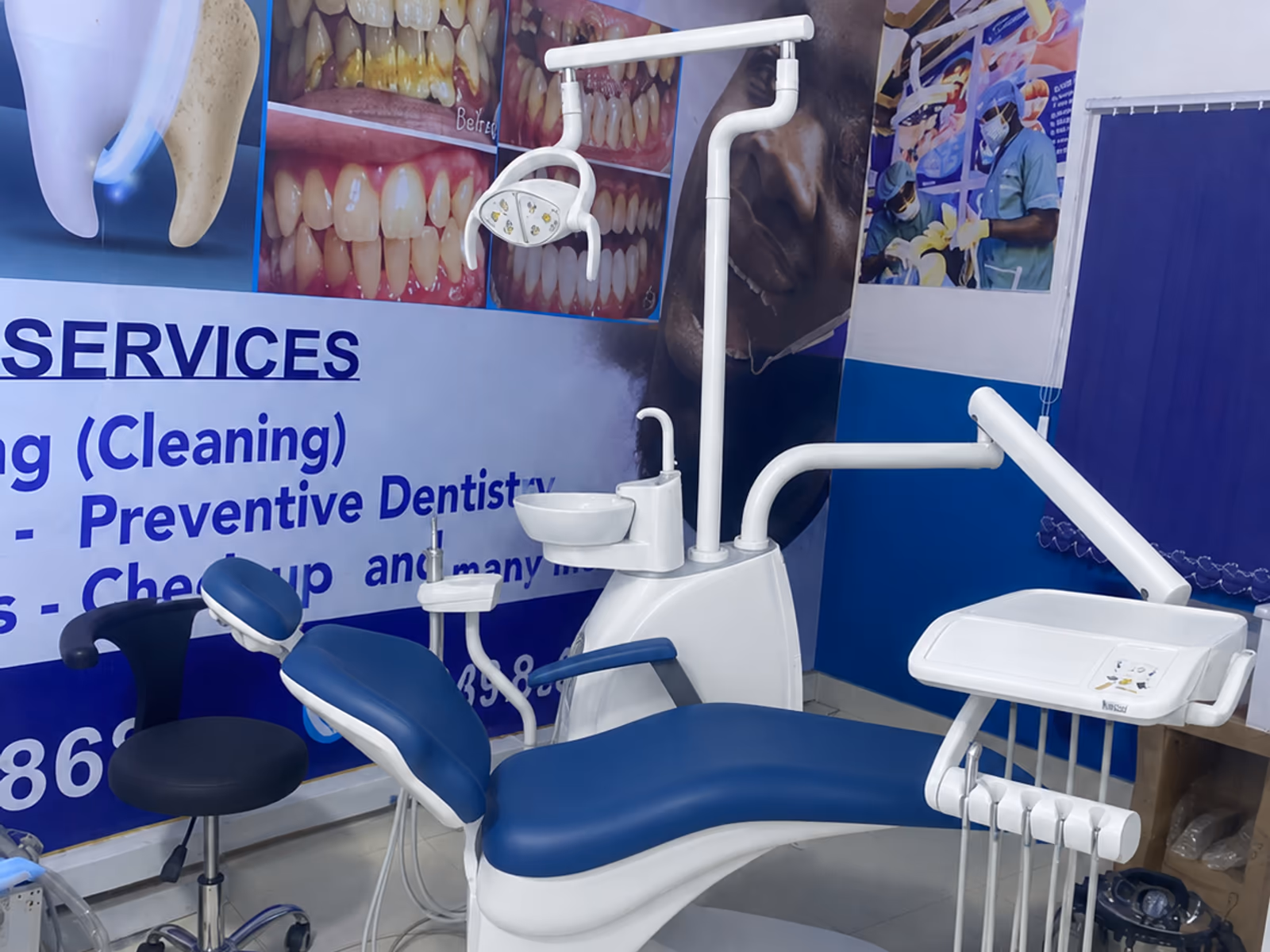 QL2028I (2019) dental chair in a finished treatment-room reference