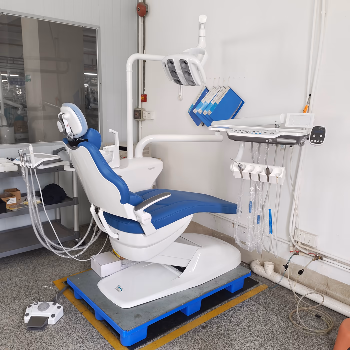 S620 dental chair in a supplied finished treatment-room reference image