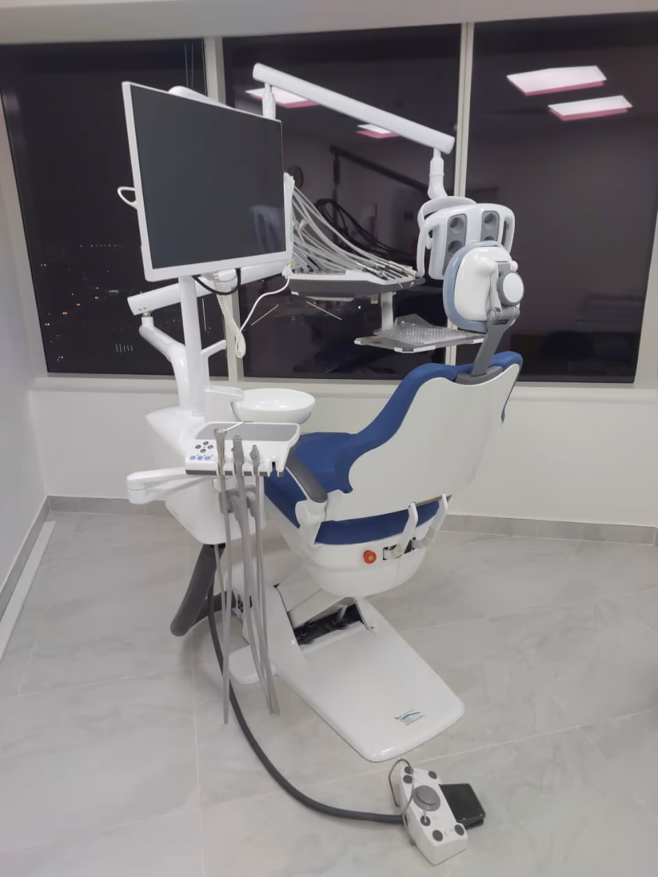 S630 dental chair in a supplied finished treatment-room reference image