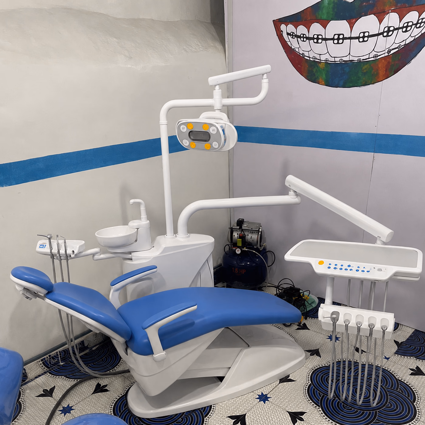 S650 dental chair in a supplied finished treatment-room reference image