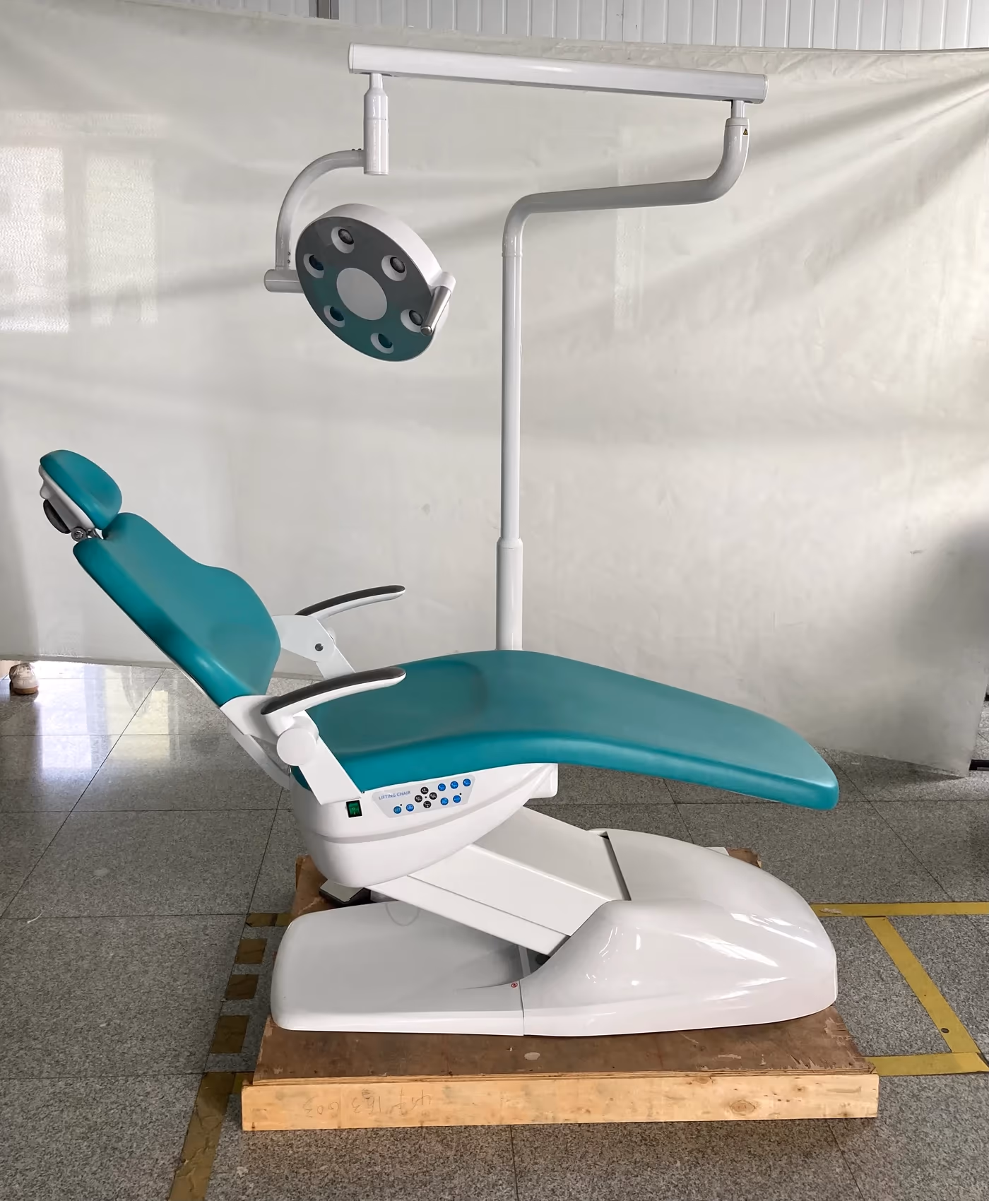 TJ-70 dental chair patient comfort in a real clinic installation