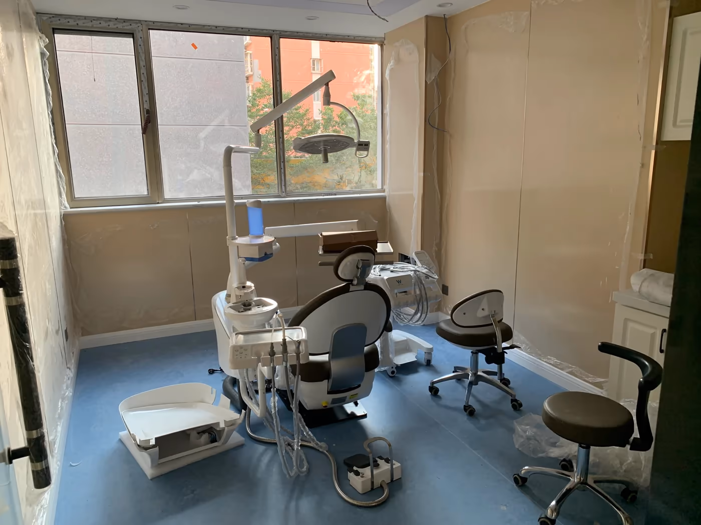V3 Luxury dental chair at a real customer clinic